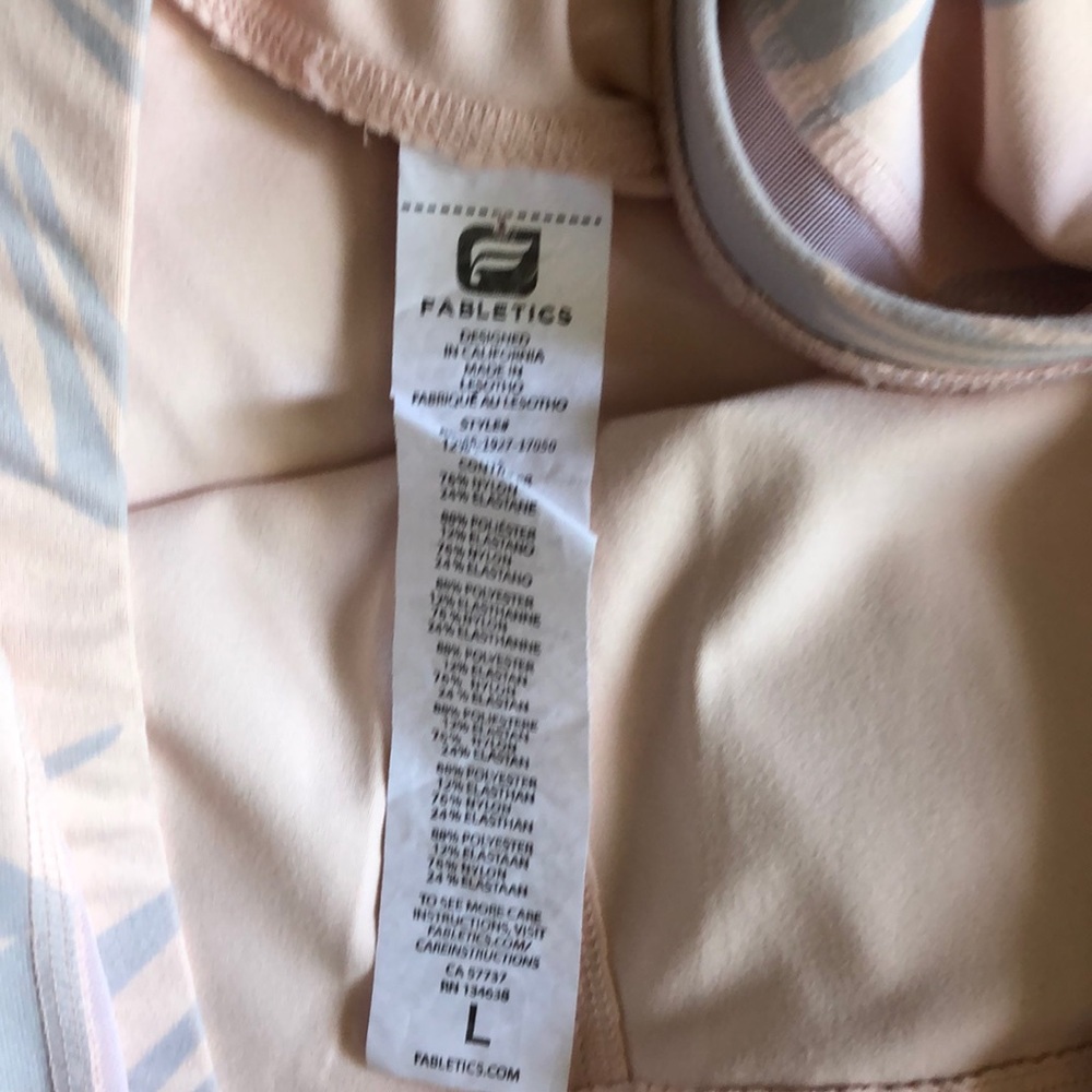 HP!! NWOT Fabletics high waisted powerhold calypso - Picture 7 of 8